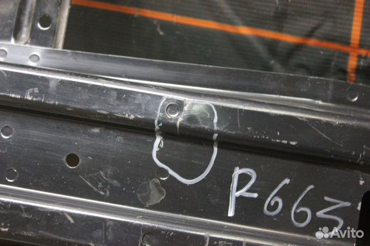 Усилитель бампера - Hyundai Solaris