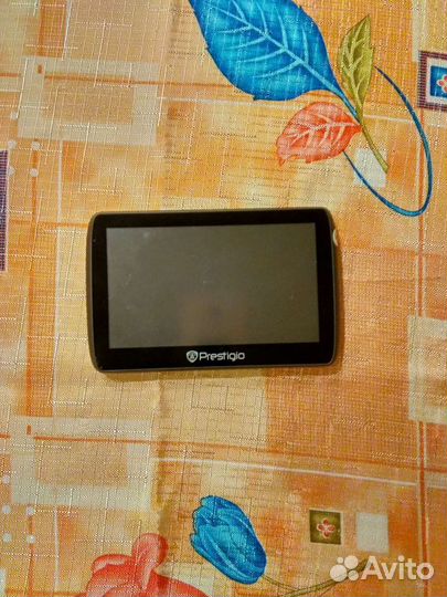 Портативный GPS-навигатор