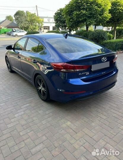 Hyundai Elantra 2.0 AT, 2018, 71 348 км