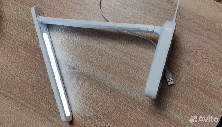 Лампа настольная сенсорная