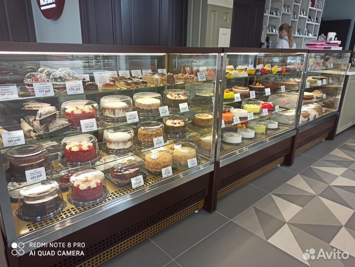 Витрина кондитерская Ангара QWS 1.0 v (0+7)