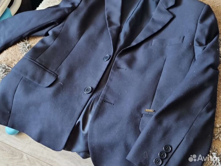 Костюм школьный