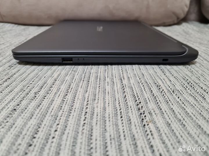 Ноутбук Asus