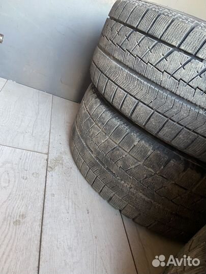 Bridgestone Blizzak DM-V1 205/55 R16 94H