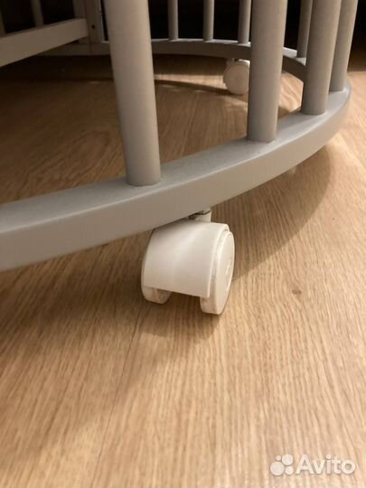 Детская кроватка-люлька без маятника