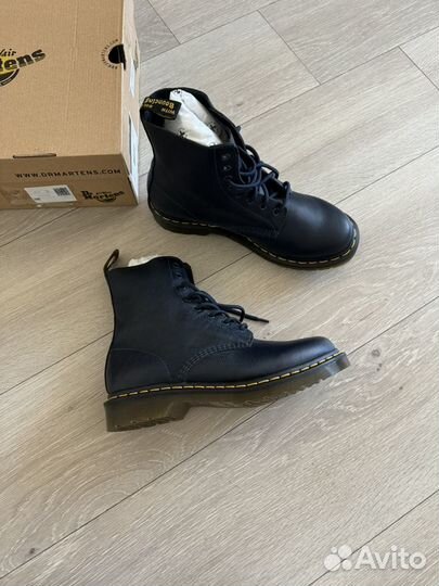 Ботинки Dr. Martens оригинал новые