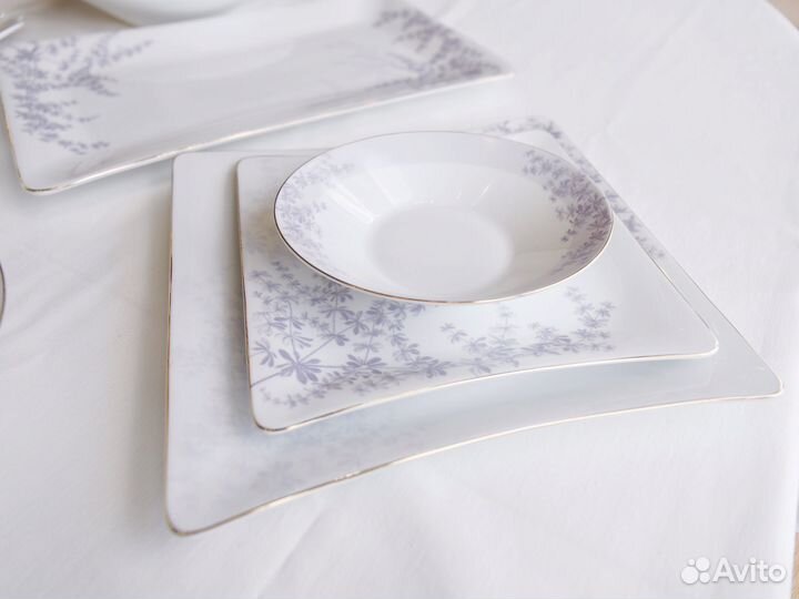 Фарфоровый столовой сервиз на 6 персон(30пр)