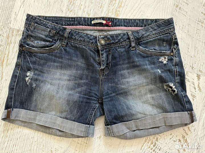 Джинсовые шорты