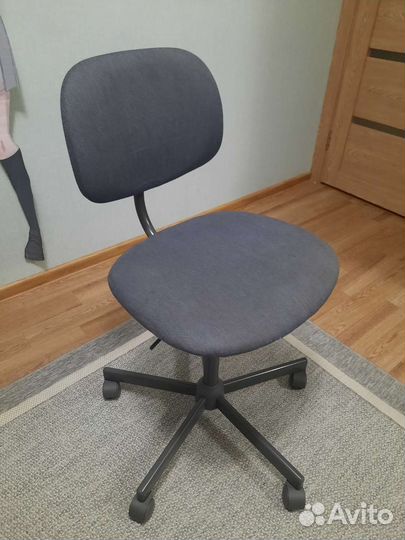 Компьютерное кресло, стул