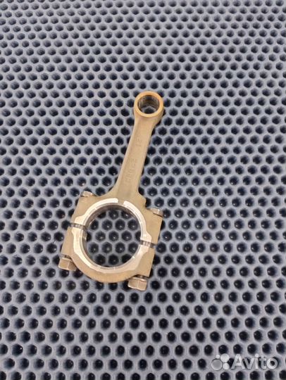 Honda VFR800 шатун