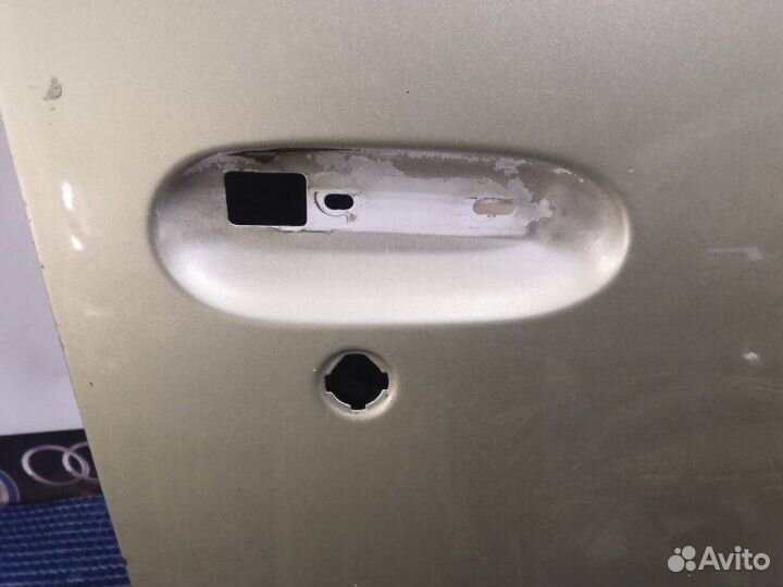 Дверь боковая передняя правая Toyota Funcargo