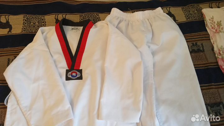 Добок для тхэквондо 150