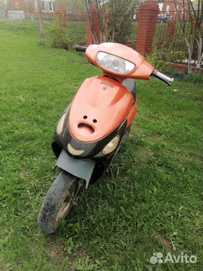 Скутер Recer