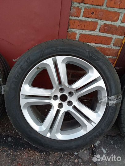 R20 Goodyear Eagle F1 AT 255/50, PCD 5x108 DIA 63.4