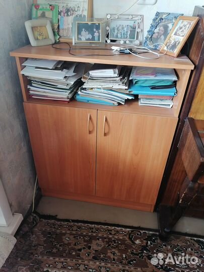 Мебельный набор 2004 изготовления