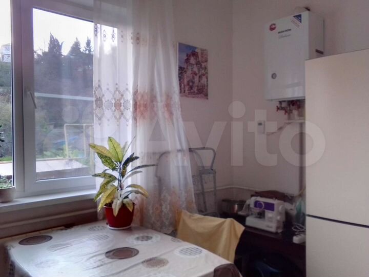 1-к. квартира, 43 м², 2/5 эт.