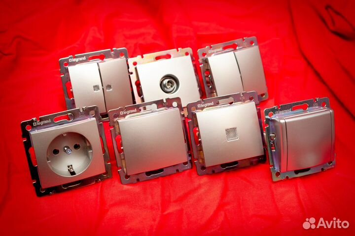 Выключатель Valena Белый 2-клавишный