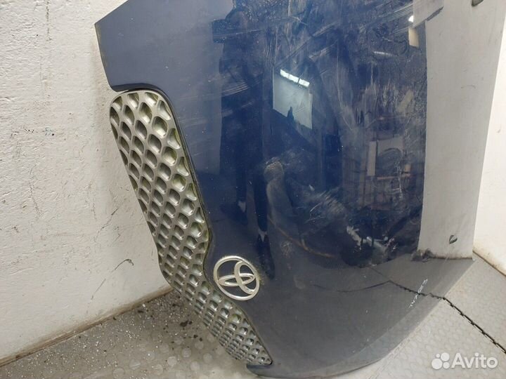 Капот Toyota Yaris, 2004
