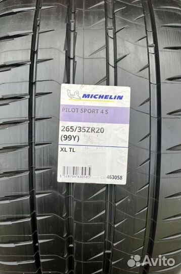 Michelin Pilot Sport 4 S 265/35 R20