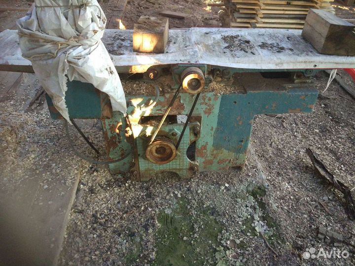 Продаю деревообрабатывающий станок