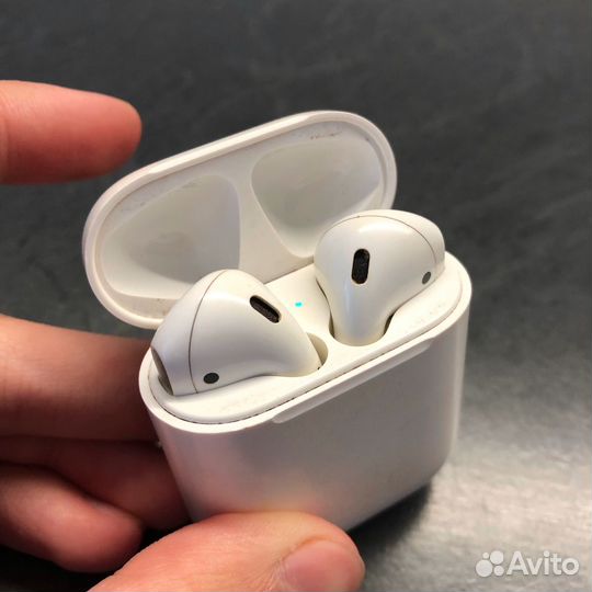 Airpods 2 с коробкой и чехлом