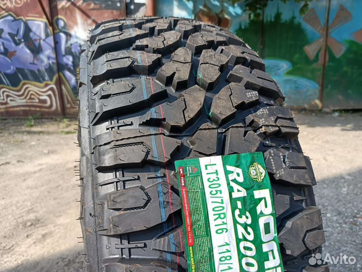 Roadcruza RA3200 M/T 305/70 R16 118Q
