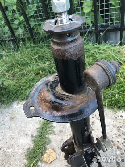 Задние стойки chevrolet lacetti