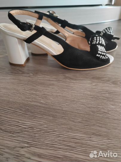 Босоножки Caprice 40 размер