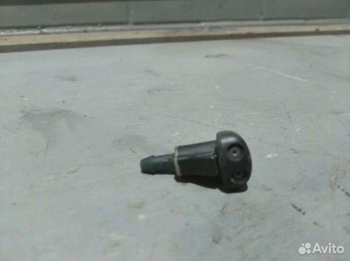 Форсунка стеклоомывателя передняя Kia Picanto 1.0