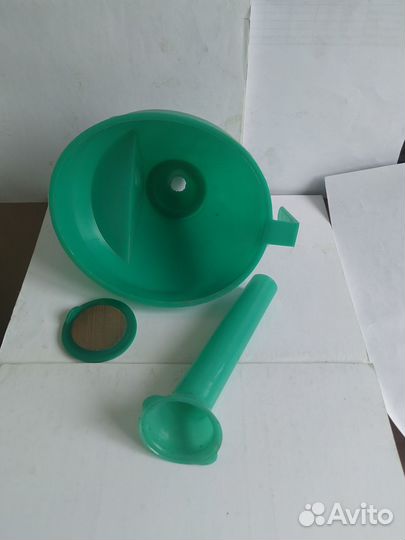 Воронка автомобильная