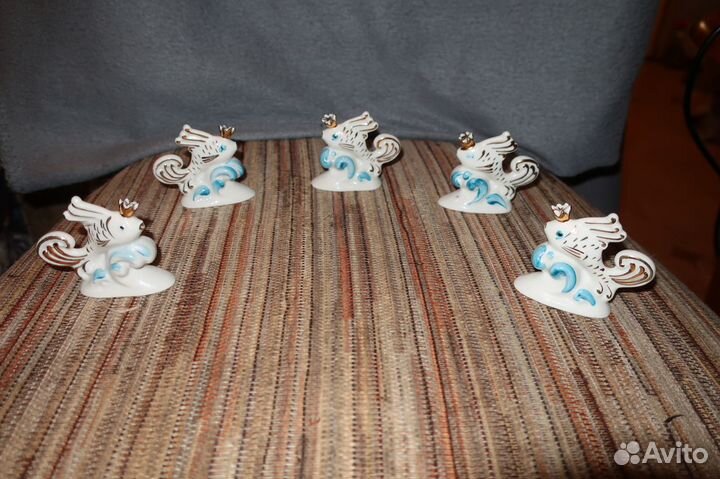 Фарфоровая статуэтка Золотая рыбка.Сысерть