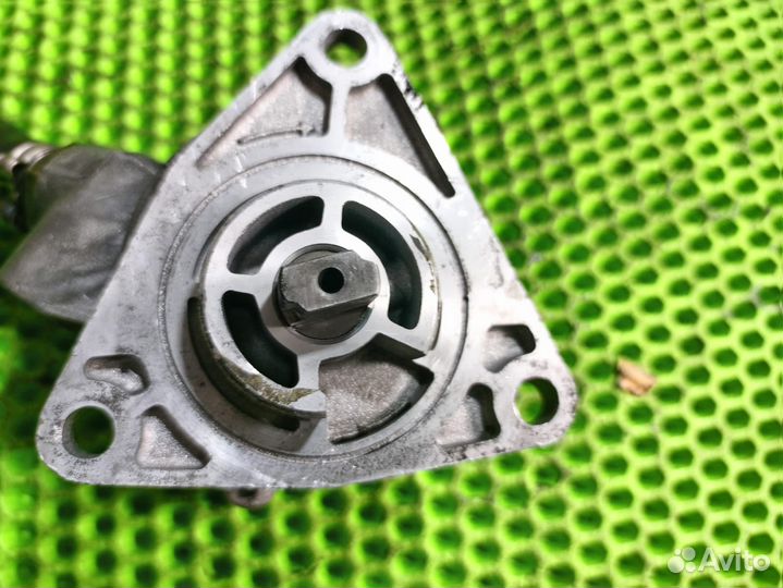 Насос вакуумный Alfa-Romeo