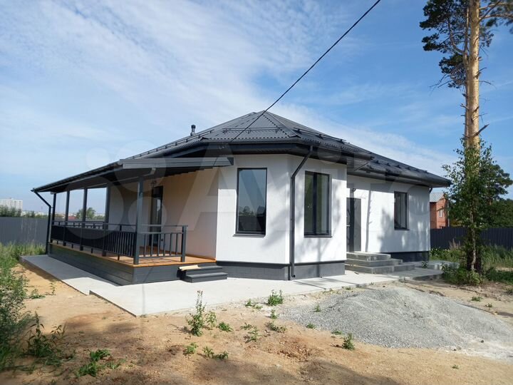 Дом 135 м² на участке 8,6 сот.