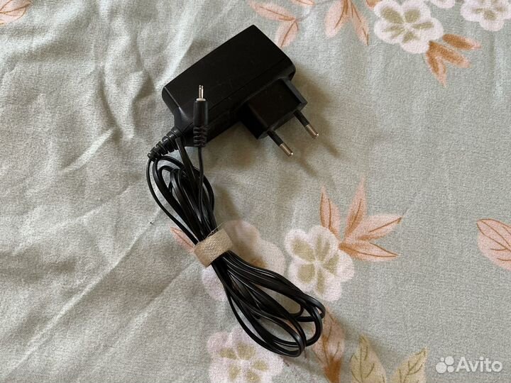 Оригинальная зарядка на нокию