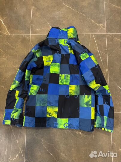 Куртка зимняя фирма Quiksilver детская