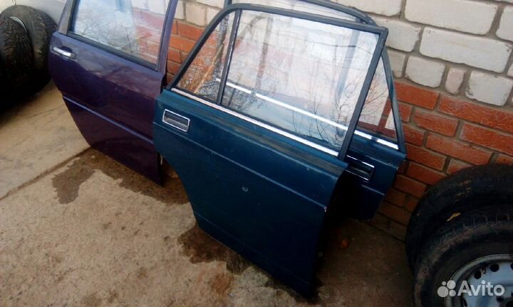 Двери задние передние ваз 2107