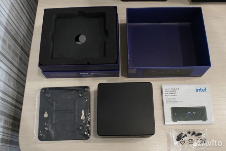 Мини-пк Intel NUC 11PAHi5 (16 Гб RAM + 512 Гб SSD)