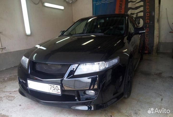 Передний бампер mugen honda accord 7 (2002-2008)