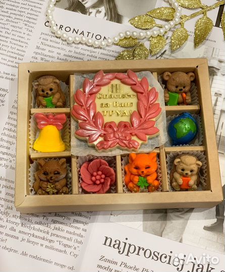 Шоколад ручной работы воспитателю и учителю