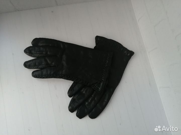 Женские кожаные перчатки