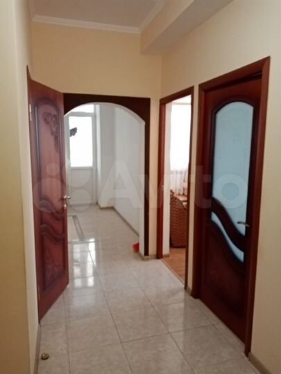 2-к. квартира, 65 м², 1/7 эт.