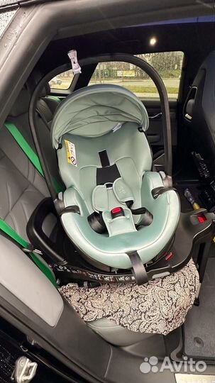Автомобильное кресло britax römer вмесие с базой