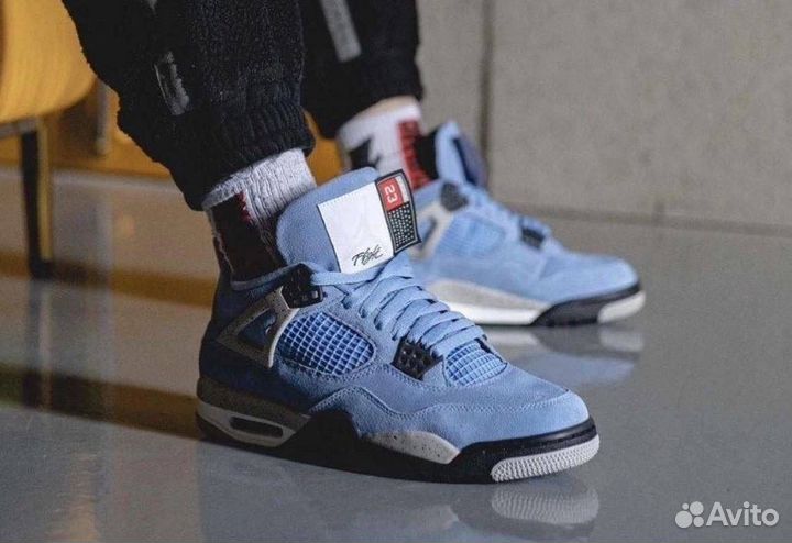 Кроссовки Nike Air Jordan 4 Retro University Blue