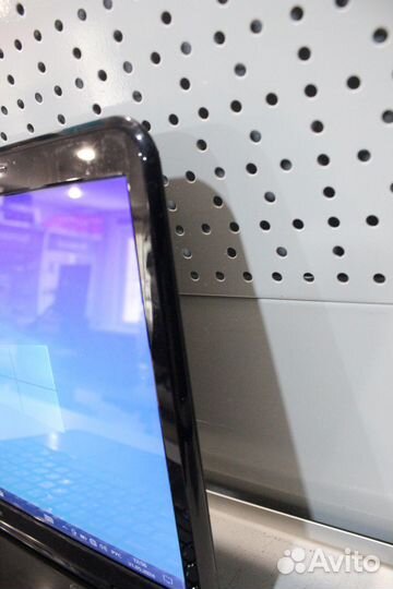 Ноутбук Dell Inspiron M5110/4ядра.4потока/SSD-HDD