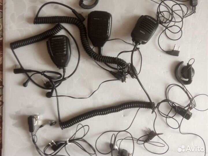 Рации Kenwood TH -F5 Turbo. 3 шт