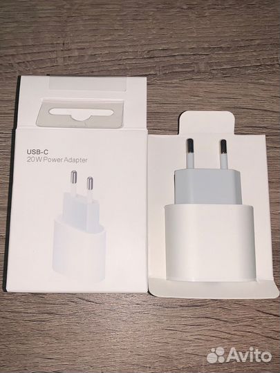 Блок быстрой зарядки iPhone Type-c 20w