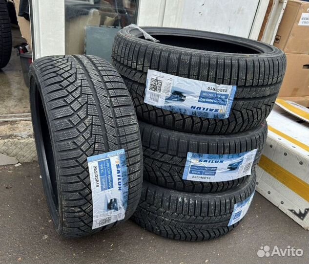 Sailun Ice Blazer Alpine EVO1 225/40 R19 и 255/35 R19 96V