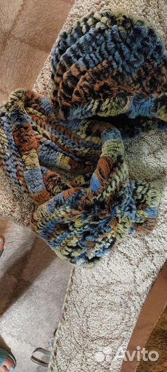 Шапка женская вязаная