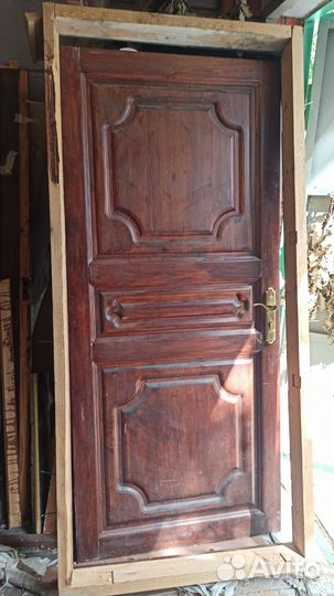 Двери межкомнатные деревянные б/у из массива