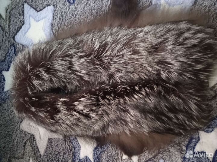 Меховой воротник чернобурка